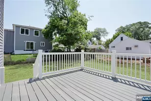 14 Byrne Pl, Bergenfield, NJ 07621 - Photo 40