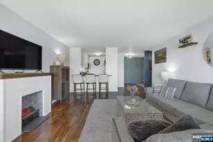 1203 River Road 9D, Edgewater, NJ 07020 - Photo 18