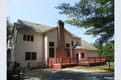 765 Colonial Road, Franklin Lakes, NJ 07417 - Photo 8