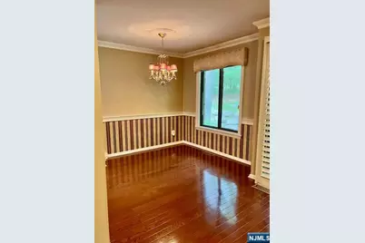 151 Indian Hollow Court 151 #151, Mahwah, NJ 07430 - Photo 10
