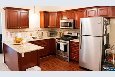 485 Saddle River Road 18 #18, Saddle Brook Township, NJ 07663 - Photo 10