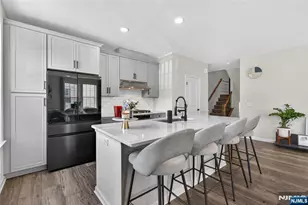 29 Arnold Dr, Wood Ridge, NJ 07075 - Photo 2