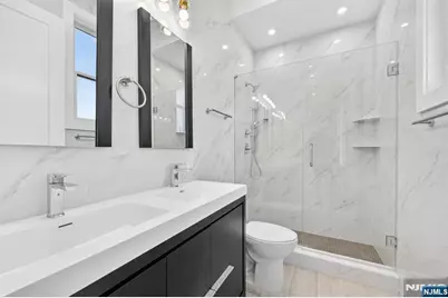 126 De Kalb Avenue 3 #3, Jersey City, NJ 07306 - Photo 26