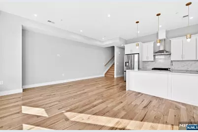 126 De Kalb Avenue 3 #3, Jersey City, NJ 07306 - Photo 10