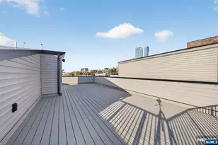 126 De Kalb Ave 3, Jersey City, NJ 07306 - Photo 28