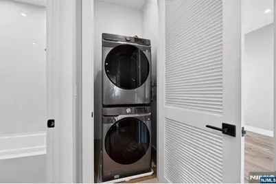 126 De Kalb Avenue 3 #3, Jersey City, NJ 07306 - Photo 22