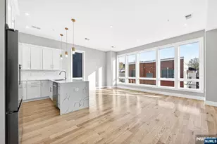 126 De Kalb Ave 3, Jersey City, NJ 07306 - Photo 4