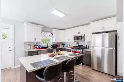 58 Park Avenue, East Orange, NJ 07017 - Photo 2