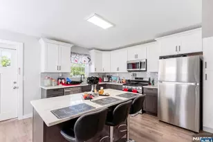 58 Park Ave, East Orange, NJ 07017 - Photo 2