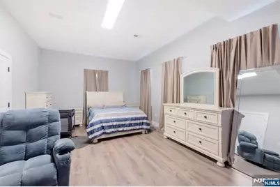 58 Park Avenue, East Orange, NJ 07017 - Photo 10