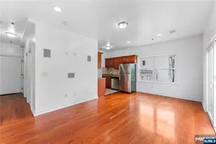 239 Baldwin Ave 3, Jersey City, NJ 07306 - Photo 8