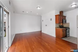 239 Baldwin Ave 3, Jersey City, NJ 07306 - Photo 12