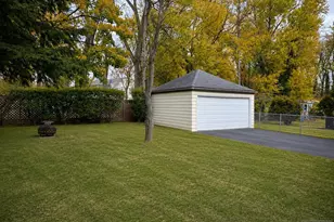 189 Martha Ave, Elmwood Park, NJ 07407 - Photo 4