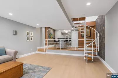 9121 Newkirk Avenue, North Bergen, NJ 07047 - Photo 20