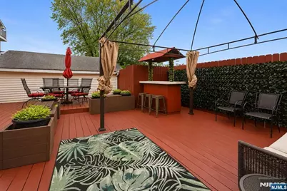 9121 Newkirk Avenue, North Bergen, NJ 07047 - Photo 30