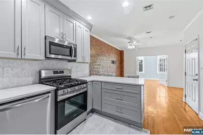 919 Park Avenue 3R #3R, Hoboken, NJ 07030 - Photo 8
