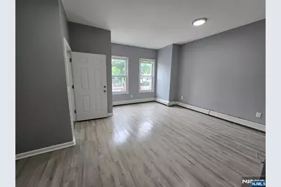 713 27th Street, Paterson, NJ 07504 - Photo 4