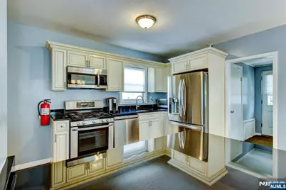 278 Centre Street, Nutley, NJ 07110 - Photo 22