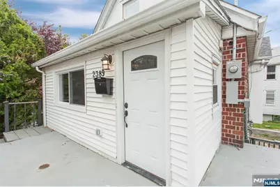 2389 3rd Street, Fort Lee, NJ 07024 - Photo 46