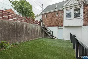 2389 3rd St, Fort Lee, NJ 07024 - Photo 38
