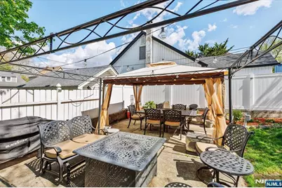 567 Fern Avenue, Lyndhurst Township, NJ 07071 - Photo 24