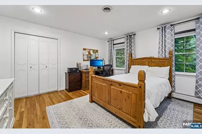105 Deerhorn Court, Upper Saddle River, NJ 07458 - Photo 22