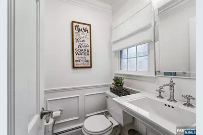 105 Deerhorn Court, Upper Saddle River, NJ 07458 - Photo 14