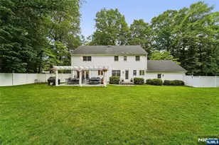 105 Deerhorn Ct, Upper Saddle River, NJ 07458 - Photo 36