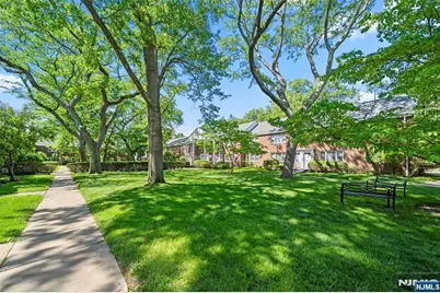 151 Palisade Avenue C12 #C12, Englewood, NJ 07631 - Photo 2