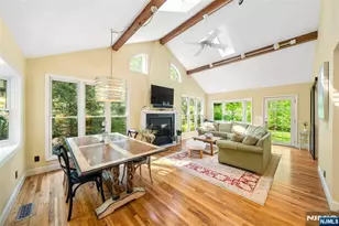 29 Upper Dr, Berkeley Heights Township, NJ 07901 - Photo 8