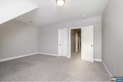 132 N Fullerton Avenue, Montclair, NJ 07042 - Photo 18