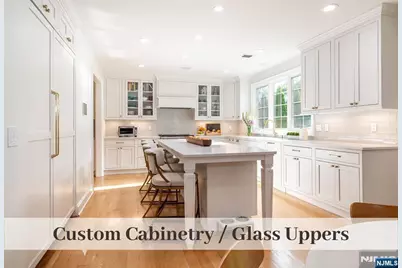 208 N Walnut Street, Ridgewood, NJ 07450 - Photo 8