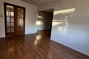 165 Woods Ave 2nd Fl, Bergenfield, NJ 07621 - Photo 10