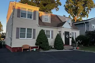 165 Woods Ave 2nd Fl, Bergenfield, NJ 07621 - Photo 4