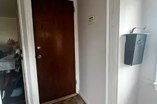 165 Woods Ave 2nd Fl, Bergenfield, NJ 07621 - Photo 6