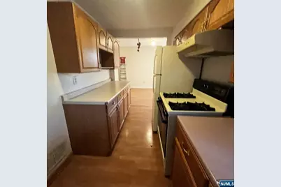 165 Woods Avenue 2nd Fl. #2nd Fl., Bergenfield, NJ 07621 - Photo 18