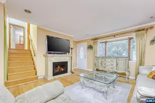 37 Cedar Dr, Rochelle Park Township, NJ 07662 - Photo 2