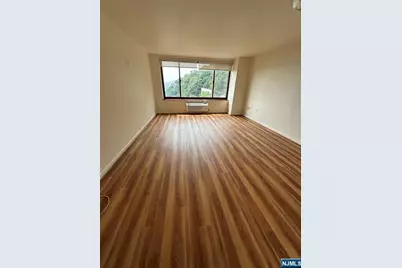 100 Old Palisade Road 1001 #1001, Fort Lee, NJ 07024 - Photo 4