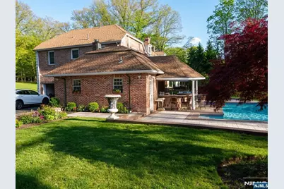 225 Saddle River Road, Saddle River, NJ 07458 - Photo 4