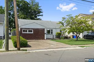 29 Graham Terrace, Saddle Brook Township, NJ 07663 - Photo 4
