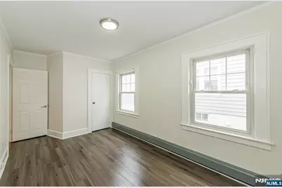 10 Walnut Parkway, Montclair, NJ 07042 - Photo 14