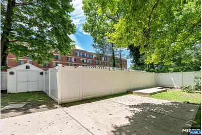 740 River Road, Teaneck Township, NJ 07666 - Photo 8