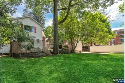 740 River Road, Teaneck Township, NJ 07666 - Photo 30