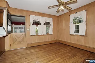 200 Watchung Dr, Hawthorne, NJ 07506 - Photo 16