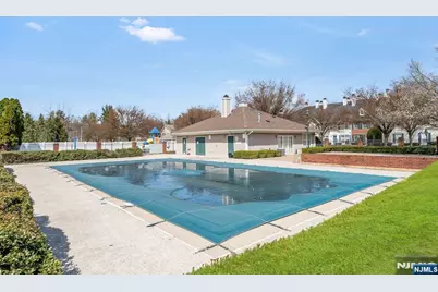 1041 Cumberland Court, Mahwah, NJ 07430 - Photo 16