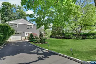 19 Thames Blvd, Bergenfield, NJ 07621 - Photo 44
