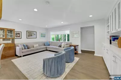 19 Thames Boulevard, Bergenfield, NJ 07621 - Photo 14