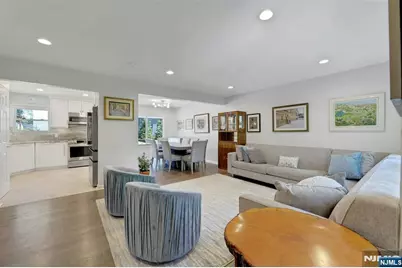 19 Thames Boulevard, Bergenfield, NJ 07621 - Photo 12