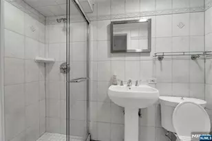 19 Thames Blvd, Bergenfield, NJ 07621 - Photo 26