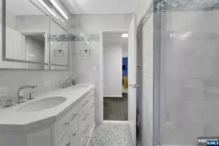 19 Thames Blvd, Bergenfield, NJ 07621 - Photo 34